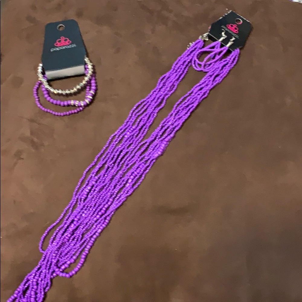 NWT purple paparazzi necklace set
